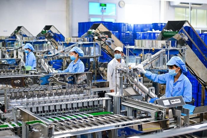 Ho Chi Minh City enterprises keep abreast with growth momentum